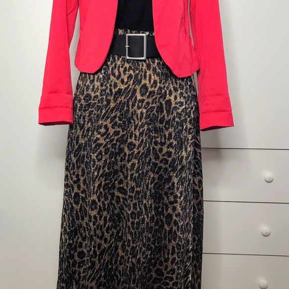 Red blazer jacket - Picture 4 of 9